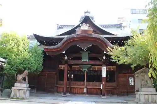 菅大臣神社の本殿