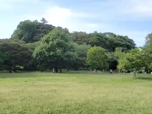 氷川女體神社の庭園