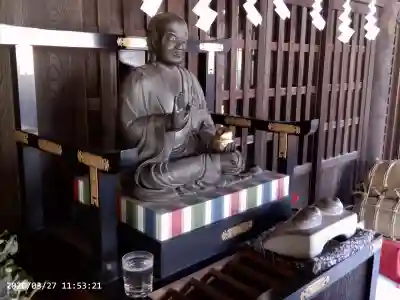 間々観音（龍音寺）の{uncategorized: "未分類", other: "その他", undefined: "問題あり", building: "その他建物", grave: "お墓", sacred_gate: "鳥居", guardian: "狛犬", statue: "像", buddha: "仏像", history: "歴史", nature: "自然", garden: "庭園", animal: "動物", pagoda: "塔", temizu: "手水舎", mountain_gate: "山門・神門", sanctuary: "本殿・本堂", subordinate: "末社・摂社", art: "芸術", scenery: "景色", jizo: "地蔵", ema: "絵馬", goshuin: "御朱印", omikuji: "おみくじ", items: "授与品その他", amulet: "お守り", goshuincho: "御朱印帳", eats: "食事", festival: "お祭り", votive_dance: "神楽", shichigosan: "七五三参", wedding: "結婚式", experience: "体験その他", initially: "初詣", around: "周辺", anti_infection: "感染症対策"}