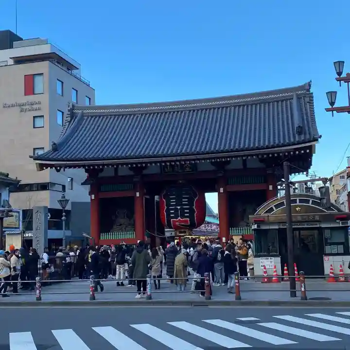 浅草寺の山門・神門