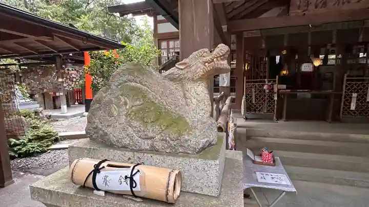 伏見神宝神社の狛犬