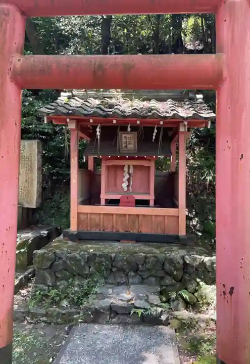 若山神社の末社・摂社