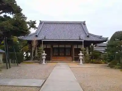 乗蓮寺の本殿