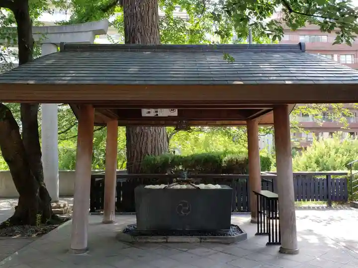 熊野神社の手水舎