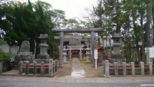 大船津稲荷神社の鳥居