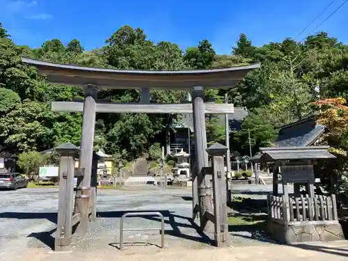 鳥海山大物忌神社吹浦口ノ宮(山形県)