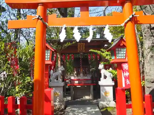 新田神社の末社・摂社