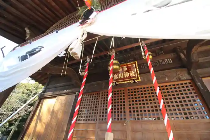 舎人氷川神社の本殿・本堂