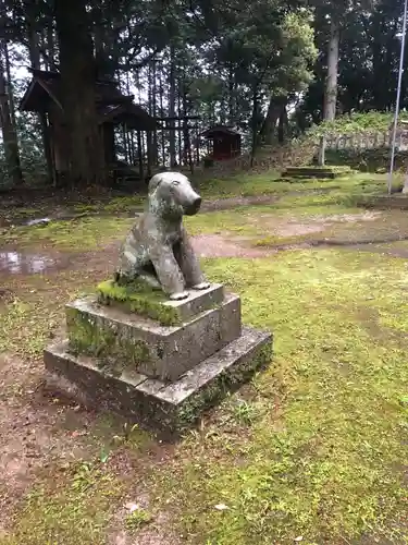 大虫神社の狛犬