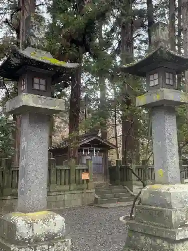諏訪大社下社春宮の{uncategorized: "未分類", other: "その他", undefined: "問題あり", building: "その他建物", grave: "お墓", sacred_gate: "鳥居", guardian: "狛犬", statue: "像", buddha: "仏像", history: "歴史", nature: "自然", garden: "庭園", animal: "動物", pagoda: "塔", temizu: "手水舎", mountain_gate: "山門・神門", sanctuary: "本殿・本堂", subordinate: "末社・摂社", art: "芸術", scenery: "景色", jizo: "地蔵", ema: "絵馬", goshuin: "御朱印", omikuji: "おみくじ", items: "授与品その他", amulet: "お守り", goshuincho: "御朱印帳", eats: "食事", festival: "お祭り", votive_dance: "神楽", shichigosan: "七五三参", wedding: "結婚式", experience: "体験その他", initially: "初詣", around: "周辺", anti_infection: "感染症対策"}