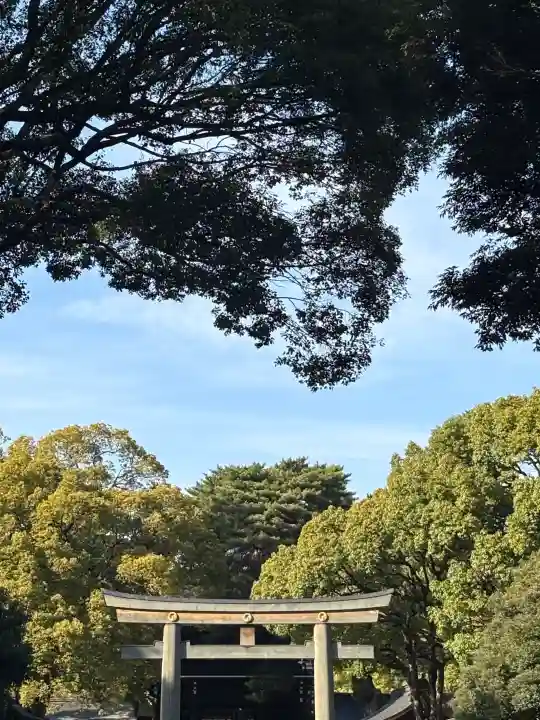 明治神宮の{uncategorized: "未分類", other: "その他", undefined: "問題あり", building: "その他建物", grave: "お墓", sacred_gate: "鳥居", guardian: "狛犬", statue: "像", buddha: "仏像", history: "歴史", nature: "自然", garden: "庭園", animal: "動物", pagoda: "塔", temizu: "手水舎", mountain_gate: "山門・神門", sanctuary: "本殿・本堂", subordinate: "末社・摂社", art: "芸術", scenery: "景色", jizo: "地蔵", ema: "絵馬", goshuin: "御朱印", omikuji: "おみくじ", items: "授与品その他", amulet: "お守り", goshuincho: "御朱印帳", eats: "食事", festival: "お祭り", votive_dance: "神楽", shichigosan: "七五三参", wedding: "結婚式", experience: "体験その他", initially: "初詣", around: "周辺", anti_infection: "感染症対策"}