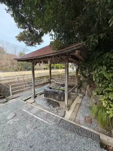 八重垣神社の{uncategorized: "未分類", other: "その他", undefined: "問題あり", building: "その他建物", grave: "お墓", sacred_gate: "鳥居", guardian: "狛犬", statue: "像", buddha: "仏像", history: "歴史", nature: "自然", garden: "庭園", animal: "動物", pagoda: "塔", temizu: "手水舎", mountain_gate: "山門・神門", sanctuary: "本殿・本堂", subordinate: "末社・摂社", art: "芸術", scenery: "景色", jizo: "地蔵", ema: "絵馬", goshuin: "御朱印", omikuji: "おみくじ", items: "授与品その他", amulet: "お守り", goshuincho: "御朱印帳", eats: "食事", festival: "お祭り", votive_dance: "神楽", shichigosan: "七五三参", wedding: "結婚式", experience: "体験その他", initially: "初詣", around: "周辺", anti_infection: "感染症対策"}