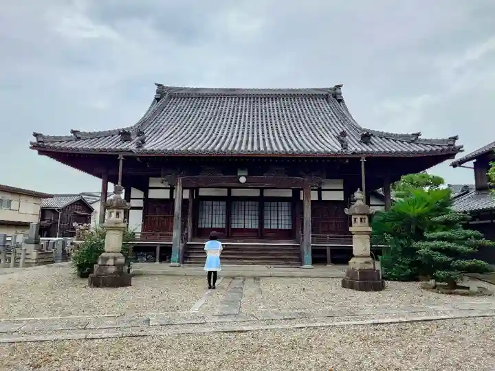 了願寺の本殿・本堂
