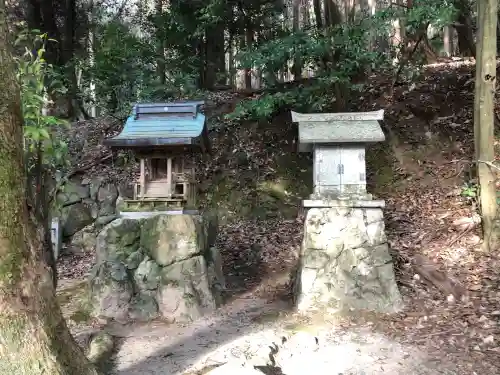 近江神宮の{uncategorized: "未分類", other: "その他", undefined: "問題あり", building: "その他建物", grave: "お墓", sacred_gate: "鳥居", guardian: "狛犬", statue: "像", buddha: "仏像", history: "歴史", nature: "自然", garden: "庭園", animal: "動物", pagoda: "塔", temizu: "手水舎", mountain_gate: "山門・神門", sanctuary: "本殿・本堂", subordinate: "末社・摂社", art: "芸術", scenery: "景色", jizo: "地蔵", ema: "絵馬", goshuin: "御朱印", omikuji: "おみくじ", items: "授与品その他", amulet: "お守り", goshuincho: "御朱印帳", eats: "食事", festival: "お祭り", votive_dance: "神楽", shichigosan: "七五三参", wedding: "結婚式", experience: "体験その他", initially: "初詣", around: "周辺", anti_infection: "感染症対策"}