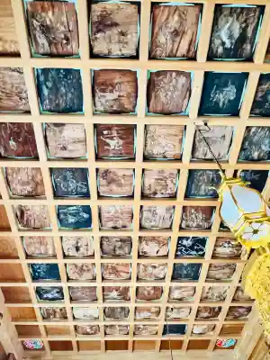 江畔寺の{uncategorized: "未分類", other: "その他", undefined: "問題あり", building: "その他建物", grave: "お墓", sacred_gate: "鳥居", guardian: "狛犬", statue: "像", buddha: "仏像", history: "歴史", nature: "自然", garden: "庭園", animal: "動物", pagoda: "塔", temizu: "手水舎", mountain_gate: "山門・神門", sanctuary: "本殿・本堂", subordinate: "末社・摂社", art: "芸術", scenery: "景色", jizo: "地蔵", ema: "絵馬", goshuin: "御朱印", omikuji: "おみくじ", items: "授与品その他", amulet: "お守り", goshuincho: "御朱印帳", eats: "食事", festival: "お祭り", votive_dance: "神楽", shichigosan: "七五三参", wedding: "結婚式", experience: "体験その他", initially: "初詣", around: "周辺", anti_infection: "感染症対策"}