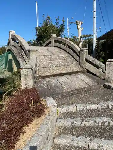 粟嶋神社の建物その他