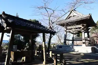 那古寺の手水舎