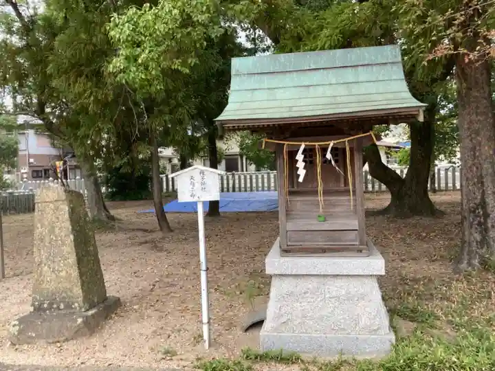 泊神社の末社・摂社