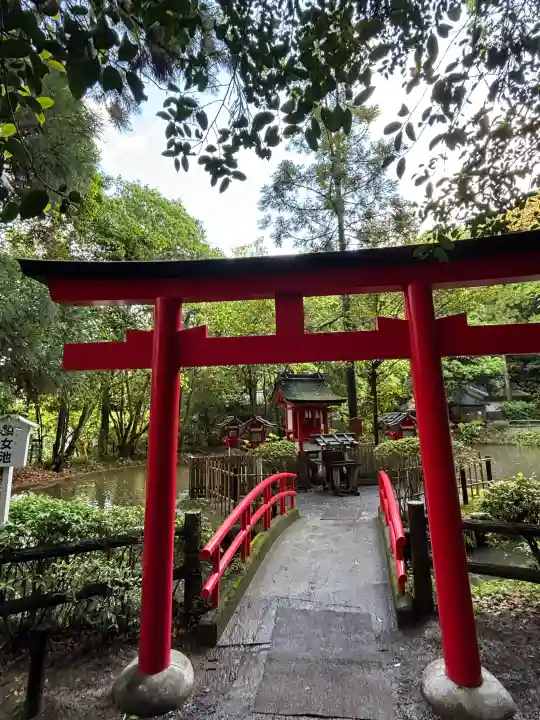 大神神社の{uncategorized: "未分類", other: "その他", undefined: "問題あり", building: "その他建物", grave: "お墓", sacred_gate: "鳥居", guardian: "狛犬", statue: "像", buddha: "仏像", history: "歴史", nature: "自然", garden: "庭園", animal: "動物", pagoda: "塔", temizu: "手水舎", mountain_gate: "山門・神門", sanctuary: "本殿・本堂", subordinate: "末社・摂社", art: "芸術", scenery: "景色", jizo: "地蔵", ema: "絵馬", goshuin: "御朱印", omikuji: "おみくじ", items: "授与品その他", amulet: "お守り", goshuincho: "御朱印帳", eats: "食事", festival: "お祭り", votive_dance: "神楽", shichigosan: "七五三参", wedding: "結婚式", experience: "体験その他", initially: "初詣", around: "周辺", anti_infection: "感染症対策"}