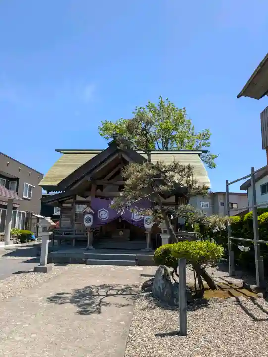 亀田龍神社の{uncategorized: "未分類", other: "その他", undefined: "問題あり", building: "その他建物", grave: "お墓", sacred_gate: "鳥居", guardian: "狛犬", statue: "像", buddha: "仏像", history: "歴史", nature: "自然", garden: "庭園", animal: "動物", pagoda: "塔", temizu: "手水舎", mountain_gate: "山門・神門", sanctuary: "本殿・本堂", subordinate: "末社・摂社", art: "芸術", scenery: "景色", jizo: "地蔵", ema: "絵馬", goshuin: "御朱印", omikuji: "おみくじ", items: "授与品その他", amulet: "お守り", goshuincho: "御朱印帳", eats: "食事", festival: "お祭り", votive_dance: "神楽", shichigosan: "七五三参", wedding: "結婚式", experience: "体験その他", initially: "初詣", around: "周辺", anti_infection: "感染症対策"}