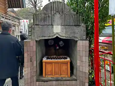 千代保稲荷神社の末社・摂社