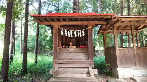 氷川神社の末社