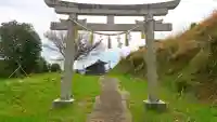 八幡神社の{uncategorized: "未分類", other: "その他", undefined: "問題あり", building: "その他建物", grave: "お墓", sacred_gate: "鳥居", guardian: "狛犬", statue: "像", buddha: "仏像", history: "歴史", nature: "自然", garden: "庭園", animal: "動物", pagoda: "塔", temizu: "手水舎", mountain_gate: "山門・神門", sanctuary: "本殿・本堂", subordinate: "末社・摂社", art: "芸術", scenery: "景色", jizo: "地蔵", ema: "絵馬", goshuin: "御朱印", omikuji: "おみくじ", items: "授与品その他", amulet: "お守り", goshuincho: "御朱印帳", eats: "食事", festival: "お祭り", votive_dance: "神楽", shichigosan: "七五三参", wedding: "結婚式", experience: "体験その他", initially: "初詣", around: "周辺", anti_infection: "感染症対策"}
