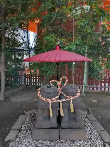 浅草神社の{uncategorized: "未分類", other: "その他", undefined: "問題あり", building: "その他建物", grave: "お墓", sacred_gate: "鳥居", guardian: "狛犬", statue: "像", buddha: "仏像", history: "歴史", nature: "自然", garden: "庭園", animal: "動物", pagoda: "塔", temizu: "手水舎", mountain_gate: "山門・神門", sanctuary: "本殿・本堂", subordinate: "末社・摂社", art: "芸術", scenery: "景色", jizo: "地蔵", ema: "絵馬", goshuin: "御朱印", omikuji: "おみくじ", items: "授与品その他", amulet: "お守り", goshuincho: "御朱印帳", eats: "食事", festival: "お祭り", votive_dance: "神楽", shichigosan: "七五三参", wedding: "結婚式", experience: "体験その他", initially: "初詣", around: "周辺", anti_infection: "感染症対策"}