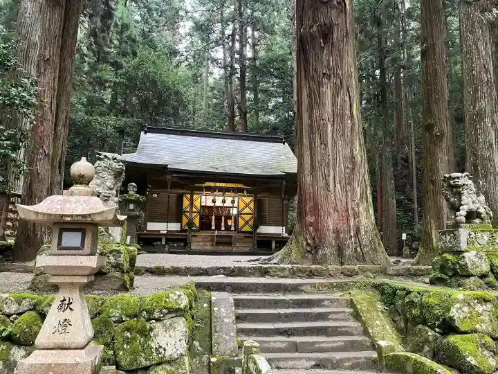 室生龍穴神社(奈良県)