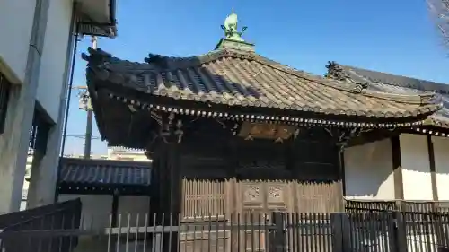 本願寺堺別院の{uncategorized: "未分類", other: "その他", undefined: "問題あり", building: "その他建物", grave: "お墓", sacred_gate: "鳥居", guardian: "狛犬", statue: "像", buddha: "仏像", history: "歴史", nature: "自然", garden: "庭園", animal: "動物", pagoda: "塔", temizu: "手水舎", mountain_gate: "山門・神門", sanctuary: "本殿・本堂", subordinate: "末社・摂社", art: "芸術", scenery: "景色", jizo: "地蔵", ema: "絵馬", goshuin: "御朱印", omikuji: "おみくじ", items: "授与品その他", amulet: "お守り", goshuincho: "御朱印帳", eats: "食事", festival: "お祭り", votive_dance: "神楽", shichigosan: "七五三参", wedding: "結婚式", experience: "体験その他", initially: "初詣", around: "周辺", anti_infection: "感染症対策"}