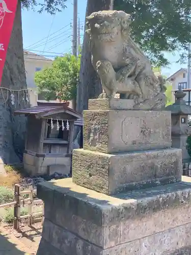 八枝神社の狛犬