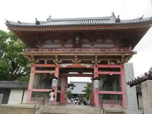 葛井寺の山門・神門