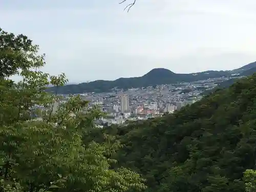 中山寺奥之院の景色