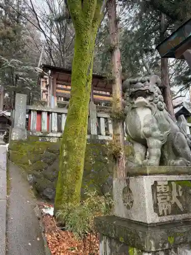 手長神社の{uncategorized: "未分類", other: "その他", undefined: "問題あり", building: "その他建物", grave: "お墓", sacred_gate: "鳥居", guardian: "狛犬", statue: "像", buddha: "仏像", history: "歴史", nature: "自然", garden: "庭園", animal: "動物", pagoda: "塔", temizu: "手水舎", mountain_gate: "山門・神門", sanctuary: "本殿・本堂", subordinate: "末社・摂社", art: "芸術", scenery: "景色", jizo: "地蔵", ema: "絵馬", goshuin: "御朱印", omikuji: "おみくじ", items: "授与品その他", amulet: "お守り", goshuincho: "御朱印帳", eats: "食事", festival: "お祭り", votive_dance: "神楽", shichigosan: "七五三参", wedding: "結婚式", experience: "体験その他", initially: "初詣", around: "周辺", anti_infection: "感染症対策"}