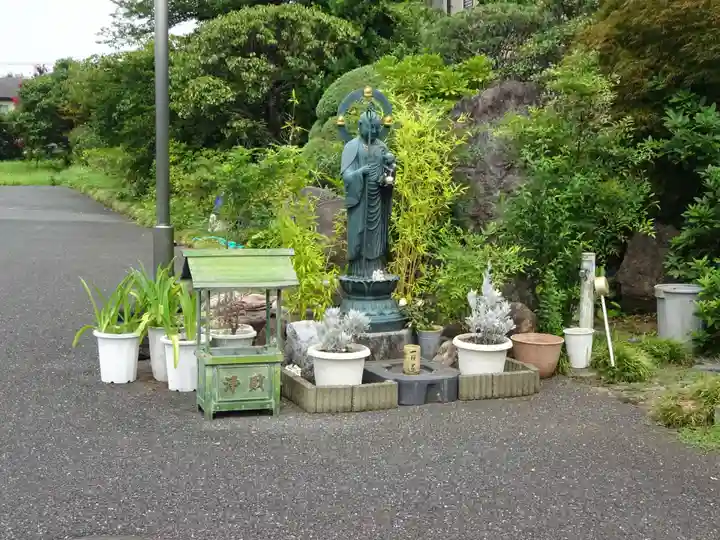 身代り不動尊(大明王院)の仏像