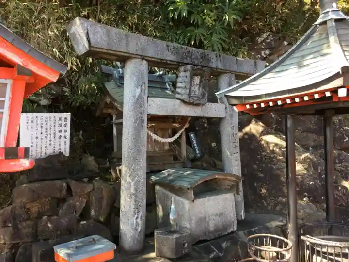 霞神社の末社・摂社