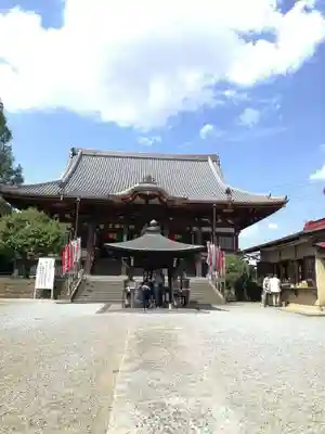 慈恩寺の本殿・本堂