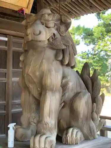  放生津八幡宮の狛犬