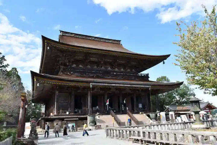 金峯山寺の本殿・本堂