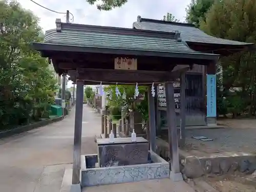 稲荷神社の手水舎