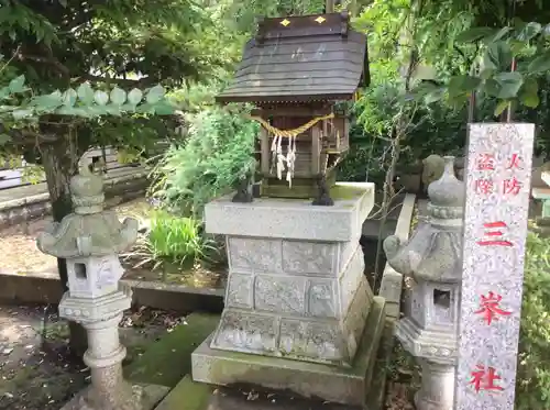 白蛇辨財天の末社・摂社