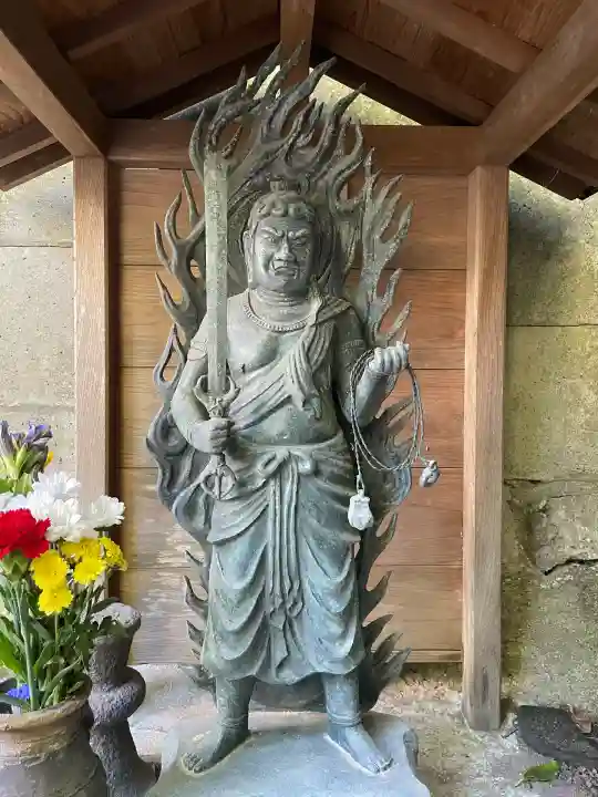 岩窟不動尊(巌窟不動尊/窟堂不動尊/窟堂/岩屋堂)(神奈川県)