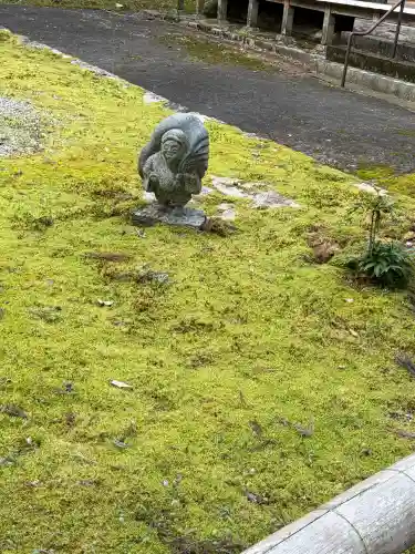 石山寺の{uncategorized: "未分類", other: "その他", undefined: "問題あり", building: "その他建物", grave: "お墓", sacred_gate: "鳥居", guardian: "狛犬", statue: "像", buddha: "仏像", history: "歴史", nature: "自然", garden: "庭園", animal: "動物", pagoda: "塔", temizu: "手水舎", mountain_gate: "山門・神門", sanctuary: "本殿・本堂", subordinate: "末社・摂社", art: "芸術", scenery: "景色", jizo: "地蔵", ema: "絵馬", goshuin: "御朱印", omikuji: "おみくじ", items: "授与品その他", amulet: "お守り", goshuincho: "御朱印帳", eats: "食事", festival: "お祭り", votive_dance: "神楽", shichigosan: "七五三参", wedding: "結婚式", experience: "体験その他", initially: "初詣", around: "周辺", anti_infection: "感染症対策"}