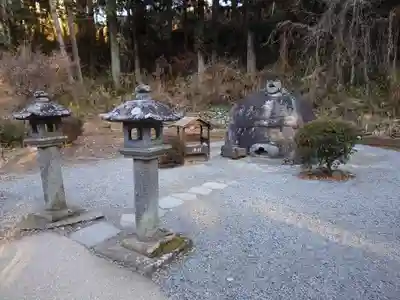 万治の石仏(長野県)