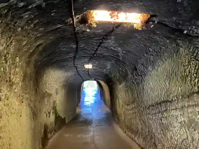 銭洗弁財天宇賀福神社(神奈川県)