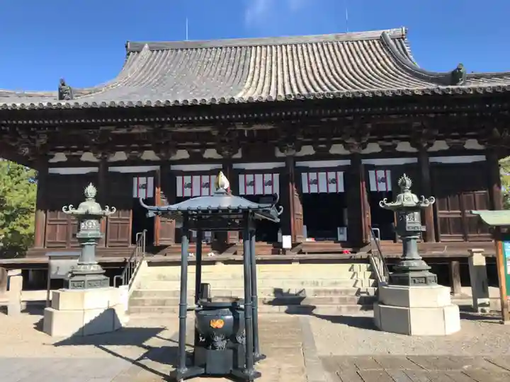 鶴林寺の本殿・本堂