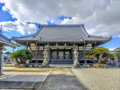 蓮泉寺の本殿・本堂