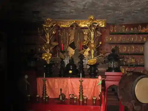 釋尊寺の本殿・本堂