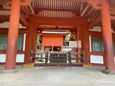 八雷神社（八龍神社）の{uncategorized: "未分類", other: "その他", undefined: "問題あり", building: "その他建物", grave: "お墓", sacred_gate: "鳥居", guardian: "狛犬", statue: "像", buddha: "仏像", history: "歴史", nature: "自然", garden: "庭園", animal: "動物", pagoda: "塔", temizu: "手水舎", mountain_gate: "山門・神門", sanctuary: "本殿・本堂", subordinate: "末社・摂社", art: "芸術", scenery: "景色", jizo: "地蔵", ema: "絵馬", goshuin: "御朱印", omikuji: "おみくじ", items: "授与品その他", amulet: "お守り", goshuincho: "御朱印帳", eats: "食事", festival: "お祭り", votive_dance: "神楽", shichigosan: "七五三参", wedding: "結婚式", experience: "体験その他", initially: "初詣", around: "周辺", anti_infection: "感染症対策"}