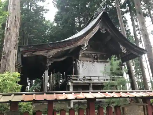 櫛引八幡宮の本殿